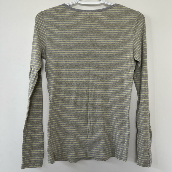 Gap striped long sleeve with shoulder detail - Picture 5 of 5